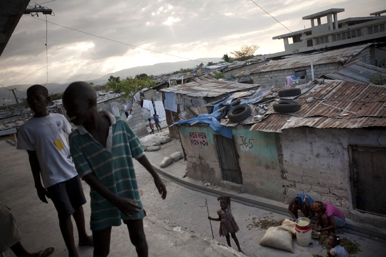 Подростки в Гаити