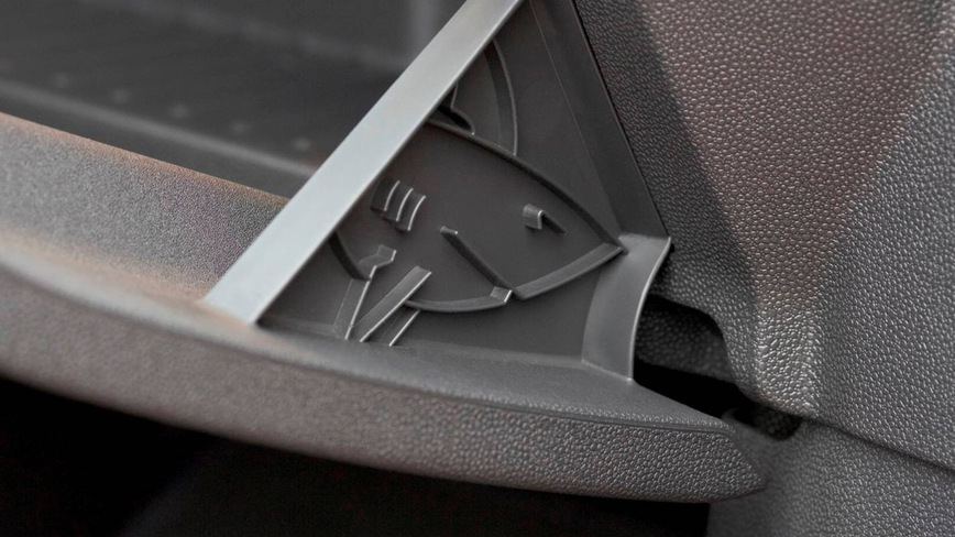 7 «пасхалок» современных автомобилей 7 «пасхалок» современных автомобилей автомобили,автомобиль