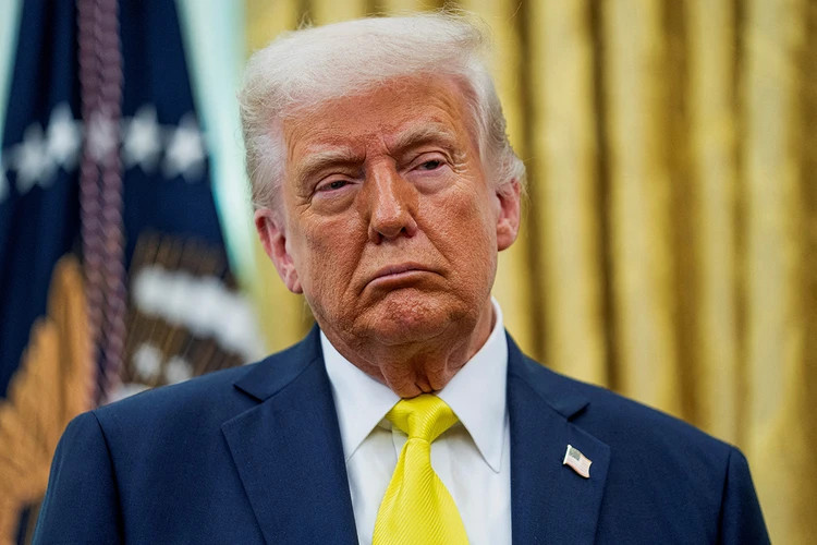 Президент США Дональд Трамп заявил, что встретится с Зеленским и с Путиным только тогда, когда сделка по завершению конфликта будет уже на окончательной стадии