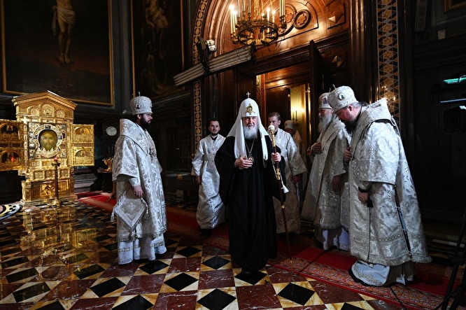 «РПЦ воспринимается как проводник государственной политики» общество,протесты,россияне,РПЦ