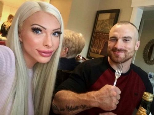 Подсела на пластику