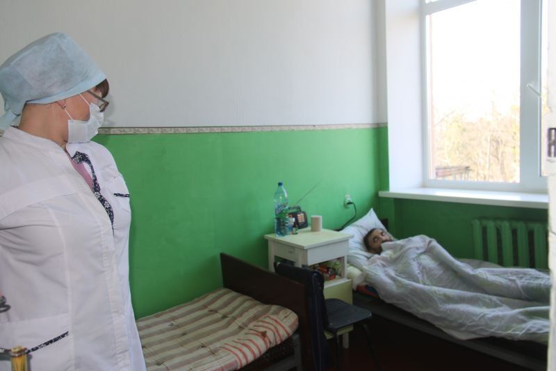70 инфицированных пойдут в народ: почему нельзя закрывать тубдиспансер в Мелитополе 