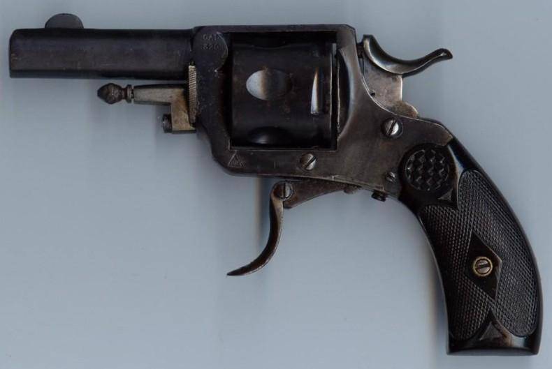 Револьверы на букву «А» Револьверы на букву «А» оружие
