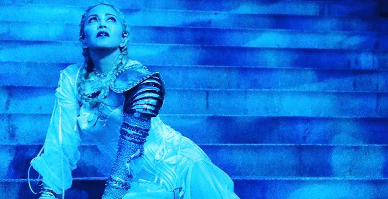 Мадонна исполнила сингл Like a Prayer на Met Gala 2018