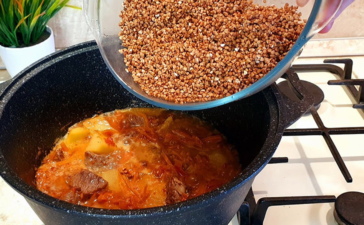 «Толстая» гречка по-купечески: по насыщенности получается почти плов, а готовится намного проще - похожая новость на Toplenta