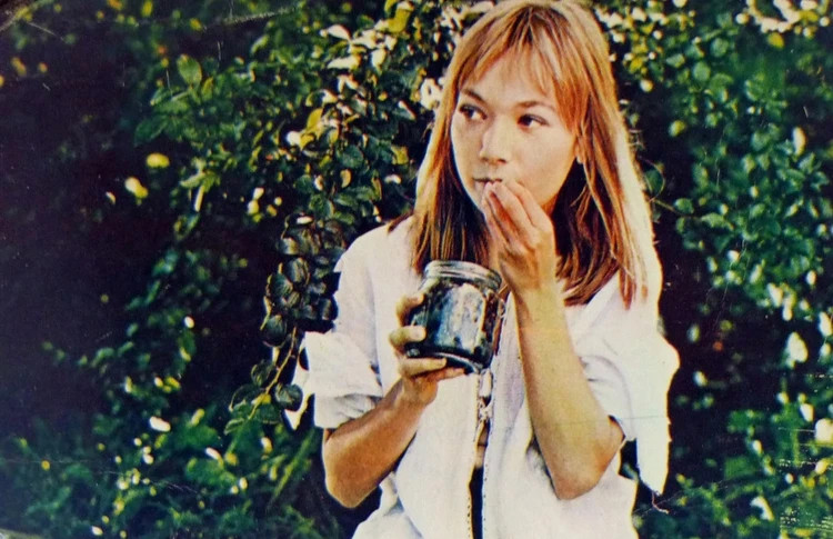 За кадром у студентки «Щуки» начался бурный роман с режиссером