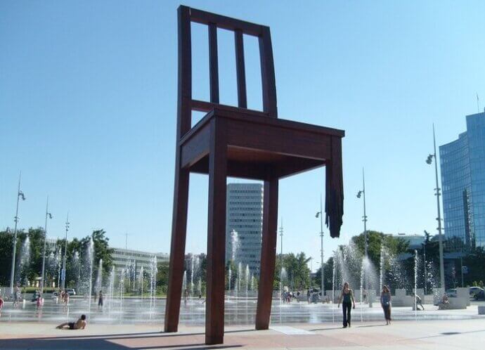 стул в женеве