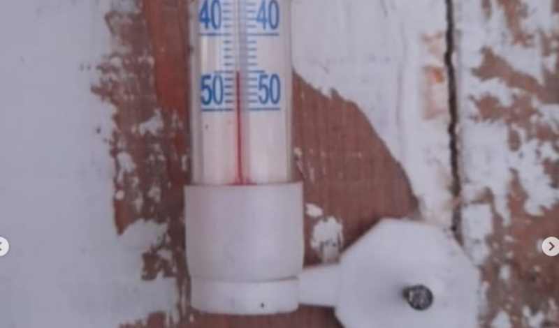 «Не выйду из дома»: показания термометров приводят приморцев в ступор