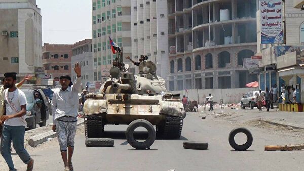 Танк в городе Аден, Йемен
