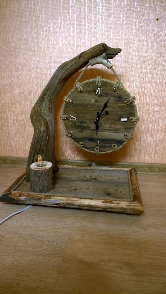 Часы из дерева 