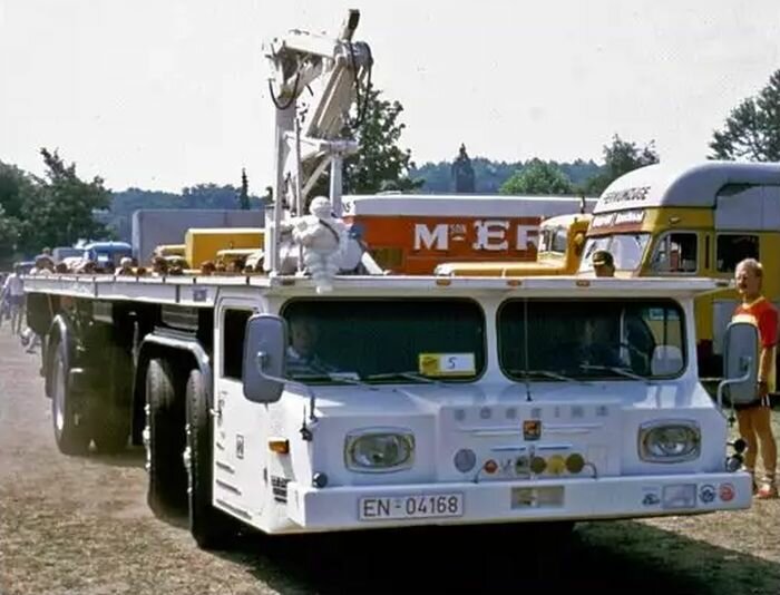 Посадка - ниже некуда. Посадка - ниже некуда. грузовики