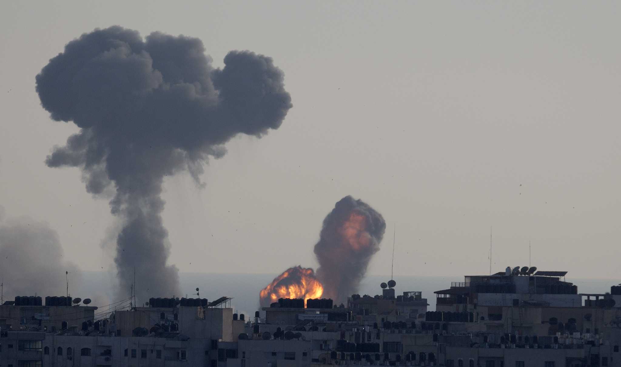 Удар израиля по посольству ирана в сирии. ВВС Израиля авиаудар. Израильские ВВС ракетный удар по Сирии.