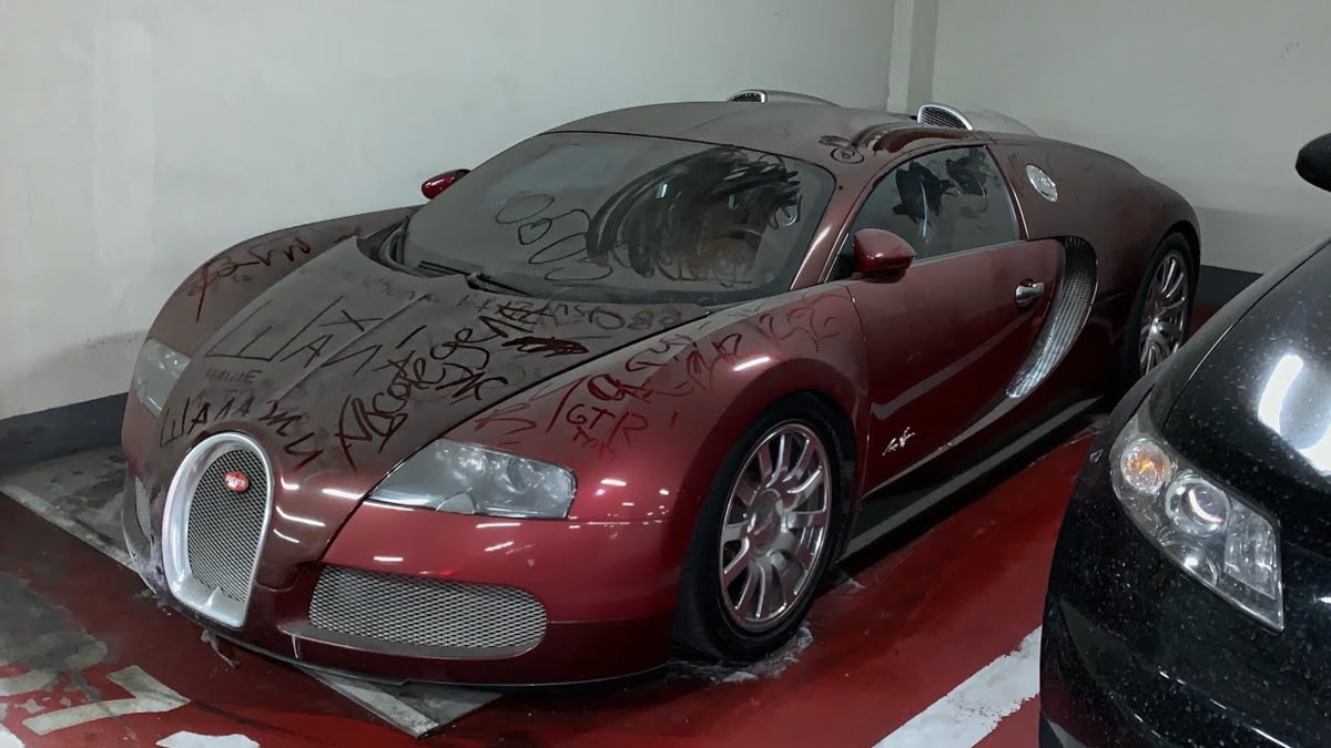 Какие Bugatti Veyron ездят по России? автомобиль, Veyron, шасси, находится, Grand, коллекции, МосквеBugatti, имеет, модели, данного, Sport, номер, автомобили, Автолейман, рублейНа, ТОБоюсь, отвез, выкатил, миллионов, владелец