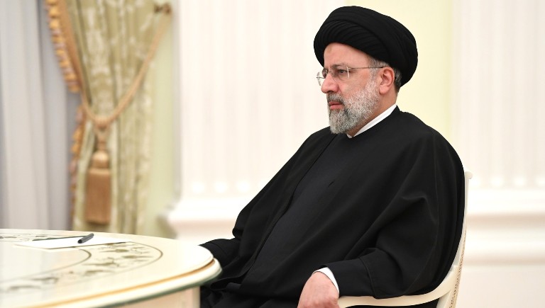 Reuters: жизнь президента Ирана Эбрахима Раиси находится под угрозой после крушения вертолета
