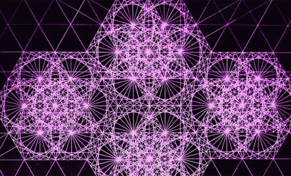 Двоечник подрался в баре, а наутро понял, что стал уметь перемножать в голове любые числа 