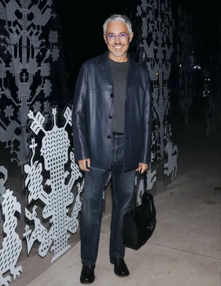 Александр Рогов, Эвелина Хромченко, Юлия Барановская и Мария Миногарова на показе Алёны Ахмадуллиной Alena, Akhmadullina, весналето, 2026Показ, показе, Миногарова, 2026Мария, 2026Миша, Рогов, посетили, Приданое, Ахмадуллина, коллекции, новой, показ, памяти, красоте, вещей, которые, невестыКоллекция