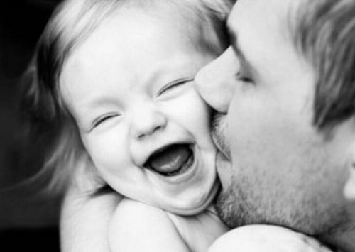 20 фотографий, показывающих, как выглядят любящие папы со своими любящими дочками 