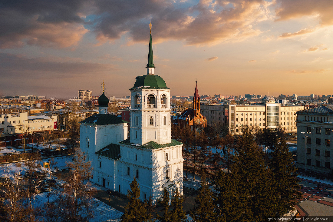 Столица открыта. Иркутск столица Сибири. Спасская Церковь Иркутск с высоты. Спасская Церковь с высоты птичьего полета в Иркутске. Иркутск столица Восточной Сибири фото.