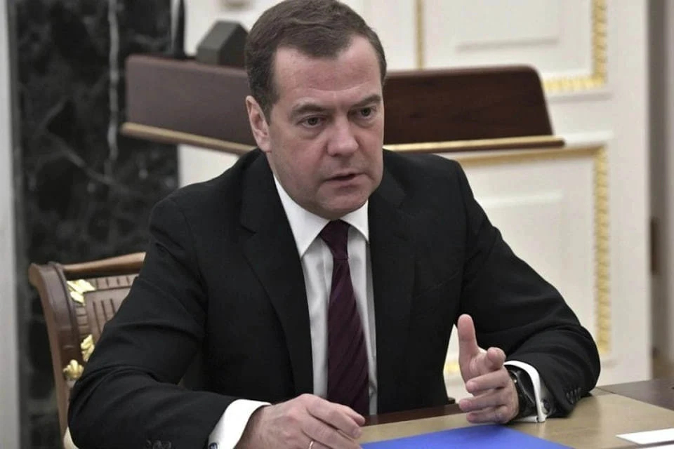 «Полезнее вытащить своих»: Медведев прокомментировал обмен заключенными России с Западом