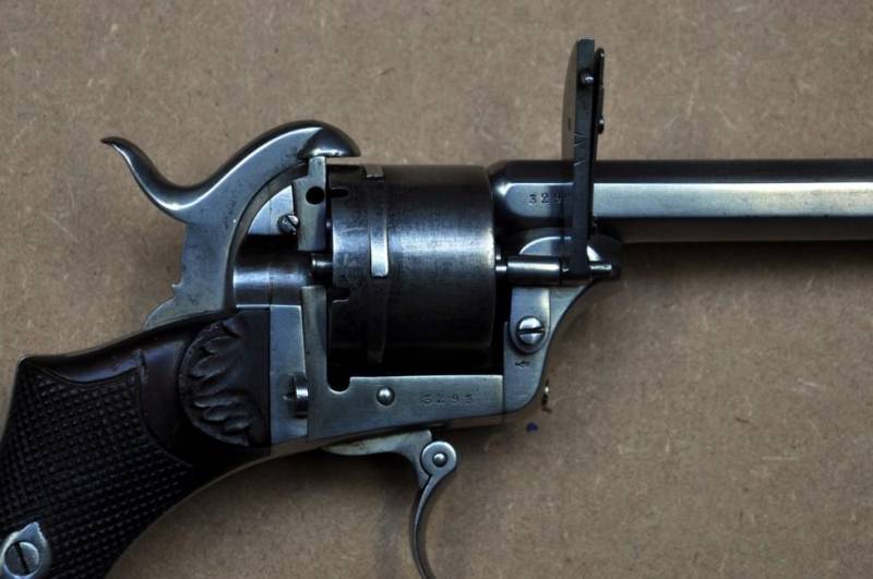 Револьверы на букву «А» Револьверы на букву «А» оружие