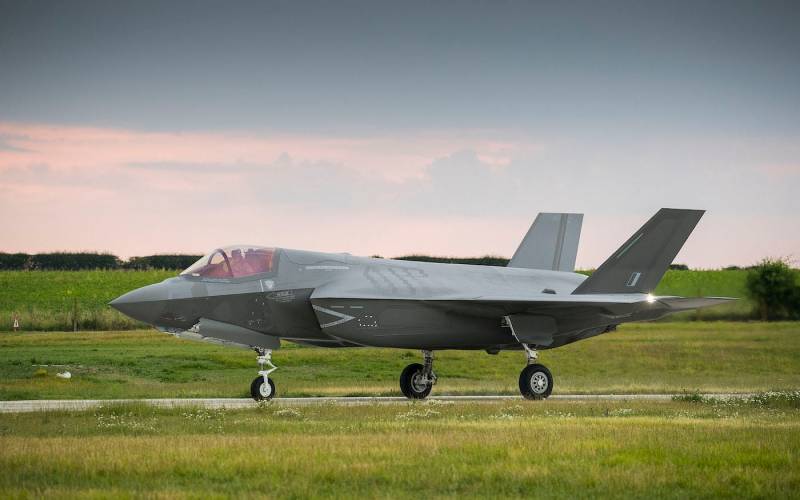 Похож на F-35B: «странные» особенности нового китайского истребителя ввс
