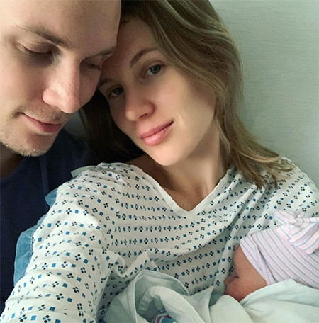 Младший брат Пэрис Хилтон назвал дочь в честь поселка, где она была зачата Младший брат Пэрис Хилтон назвал дочь в честь поселка, где она была зачата Дети,Дети знаменитостей