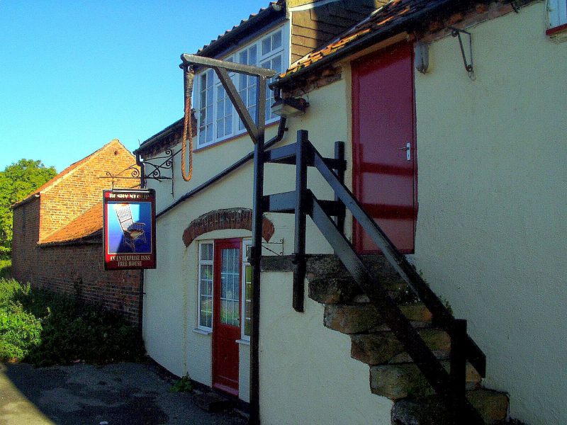 История проклятого стула История проклятого стула жизнь