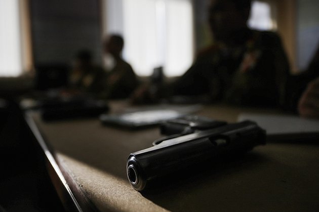 Учителям в США разрешили отстреливаться от учеников