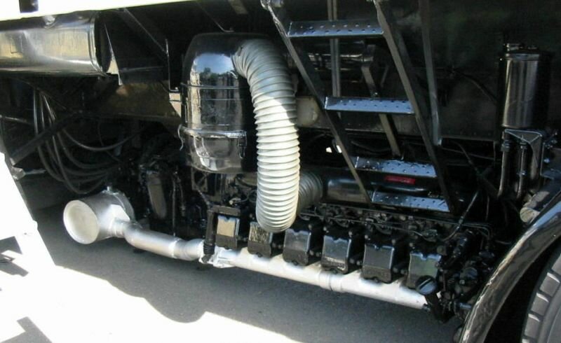 Посадка - ниже некуда. Посадка - ниже некуда. грузовики