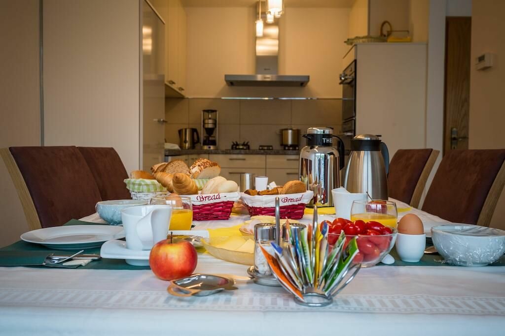 This is how breakfast was served to us in Holland, but we had to cook the rest ourselves. There is always a book with Dutch recipes in 4 languages ​​in the kitchen cabinet 