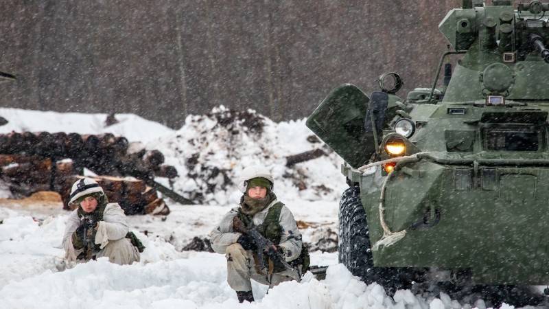 Украинский политолог Перепелица признал превосходство армии России над силами НАТО Армия