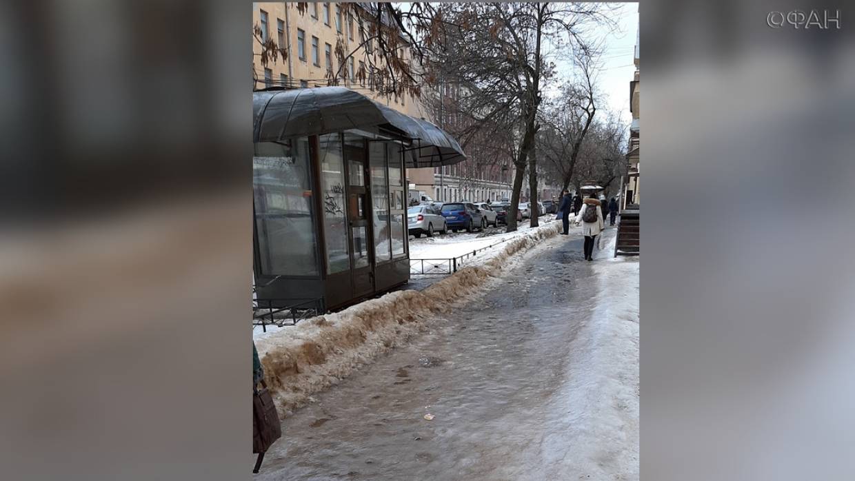 «С каждым днем все только хуже»: бездействие коммунальщиков довело петербуржцев до отчаяния Общество