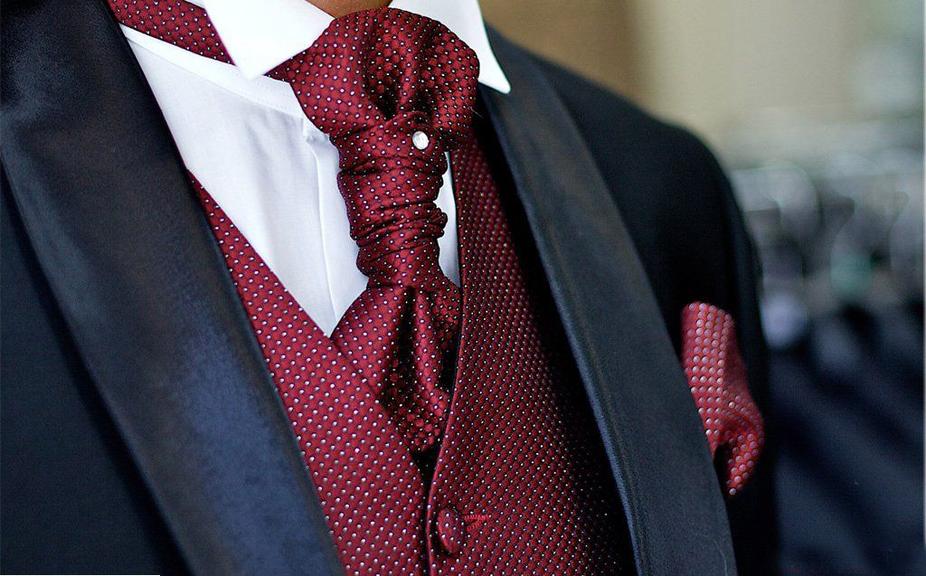 Как правильно завязать мужской галстук