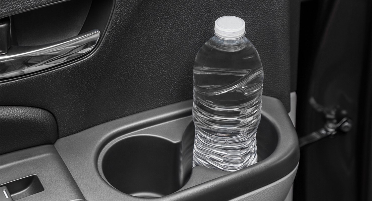 Способы устранения неприятного запаха в автомобиле