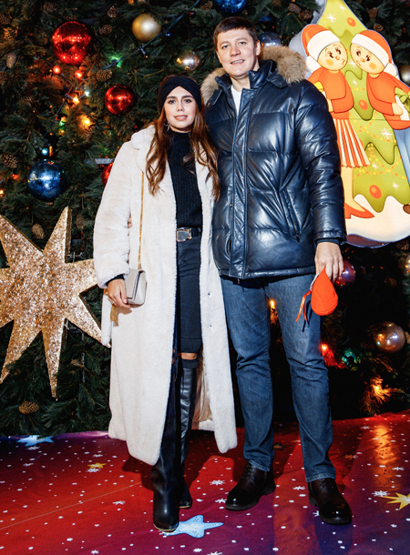 Татьяна Навка, Дмитрий Песков, Филипп Киркоров и другие гости открытия ГУМ-Катка Татьяна Навка, Дмитрий Песков, Филипп Киркоров и другие гости открытия ГУМ-Катка Звезды,Красная дорожка