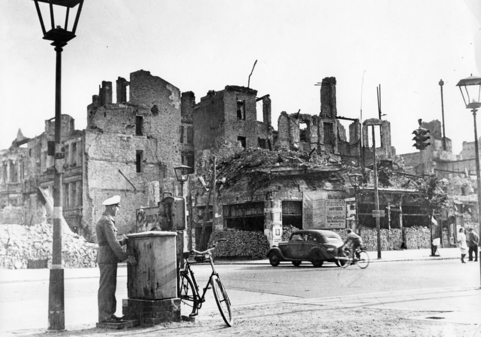 1945. «Видом Берлина доволен» 1945,Берлин,Вторая мировая война,история,фото