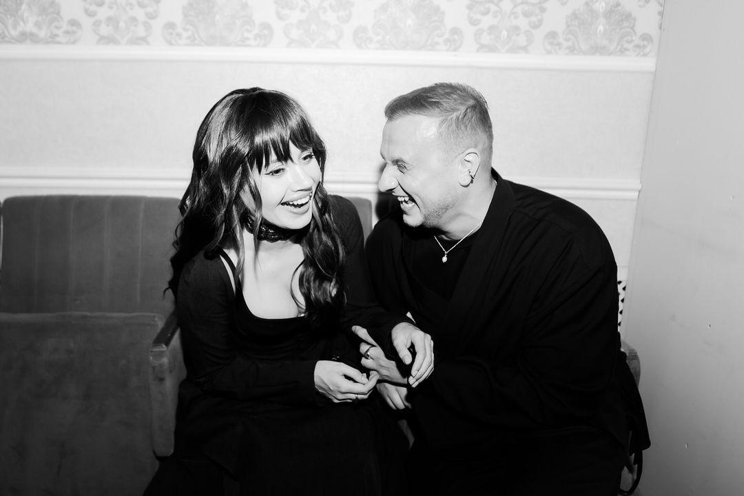 Как выглядит парень Олеси Иванченко из «Натальной карты» и жена Димы Журавлева Олеся, Дмитрий, Иванченко, очень, команды, Журавлев, спустя, составе, понимает, Однако, картам, просто, «Натальной, «Приказ, также, камни, коллеги, благодарен, Макса, друзьями