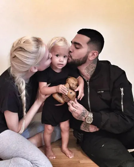 Дочь Тимати командует папой: Шишкова раскрыла детали их семейных отношений