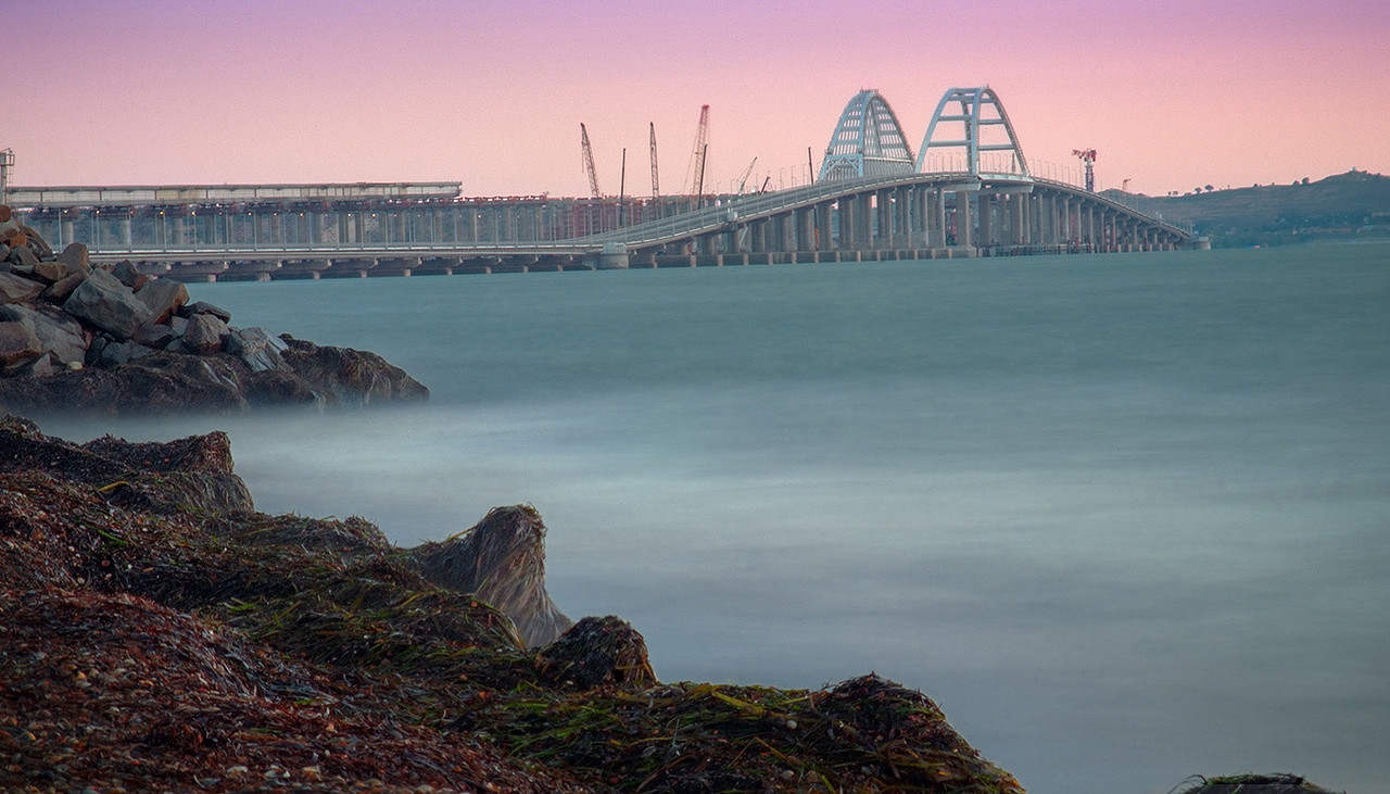 67 лет передаче Крыма: правда об «украинской воде» и подарке Хрущёва
