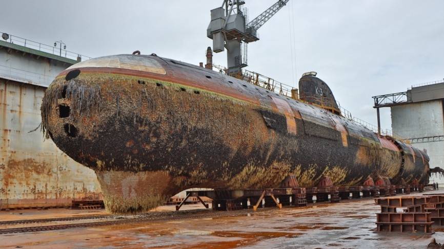 Первую в СССР атомную подлодку К-3 доставят к месту вечной стоянки двумя частями