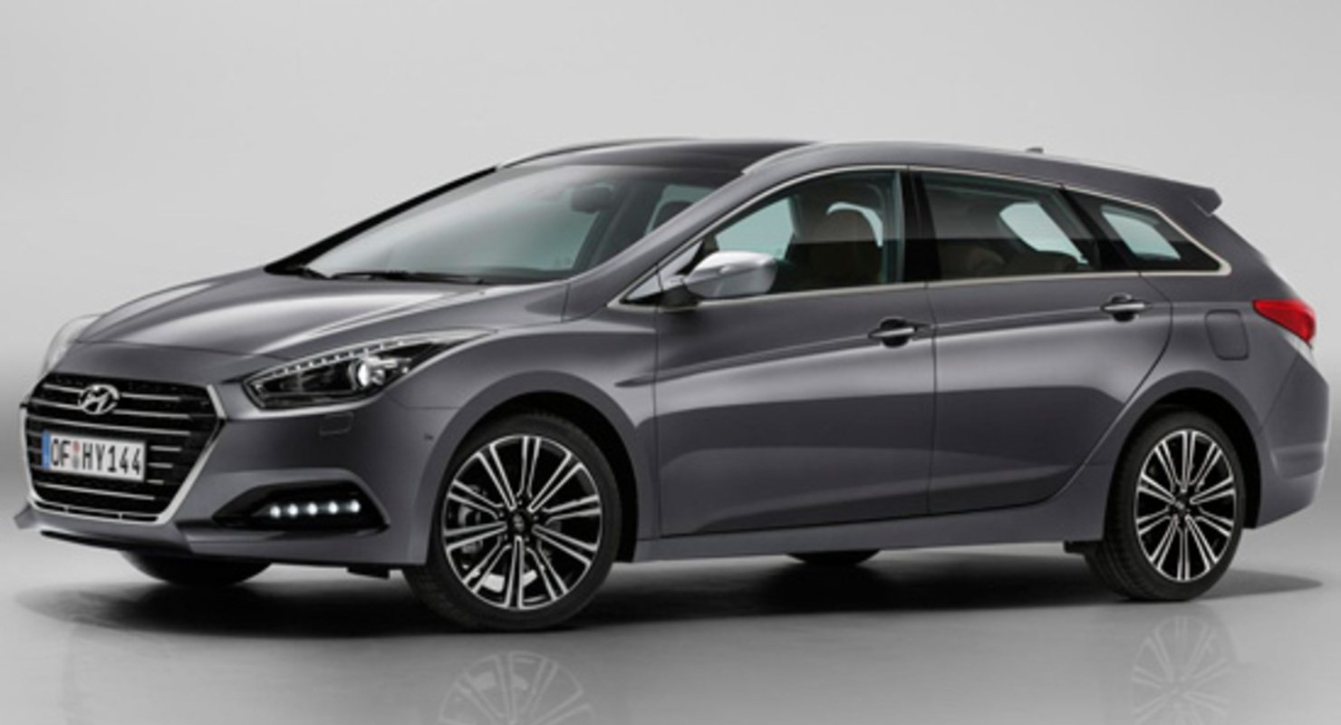 Замечательные универсалы на вторичном рынке до 900 000 рублей