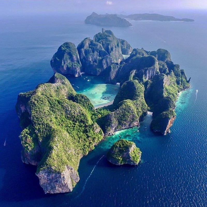 Koh Phi Phi Lee, Thailand Koh Phi Phi Lee, Thailand красивые места, мир, планета, природа, путешествия