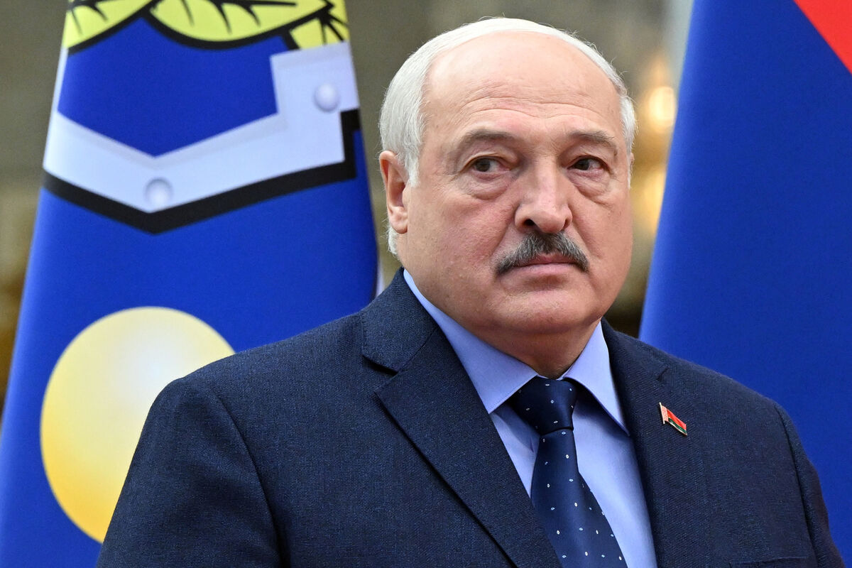Лукашенко: Белоруссия не будет инициатором войны, но ответит в случае вторжения