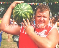 Тяжелая арбузная атлетика