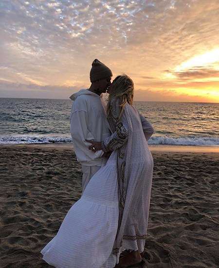 Бывшая невеста Ставроса Ниархоса модель Джессика Харт объявила о помолвке с бойфрендом Джеймсом Киркхэмом Звездные пары