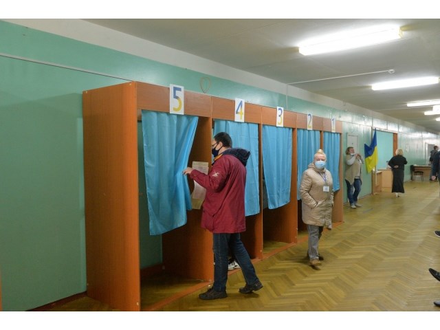 Местные выборы на Украине: «шоколадная» реконкиста Местные выборы на Украине: «шоколадная» реконкиста украина