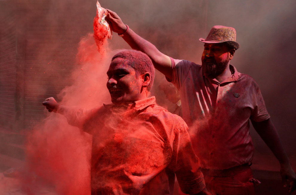 В Индии прошел фестиваль красок Холи 