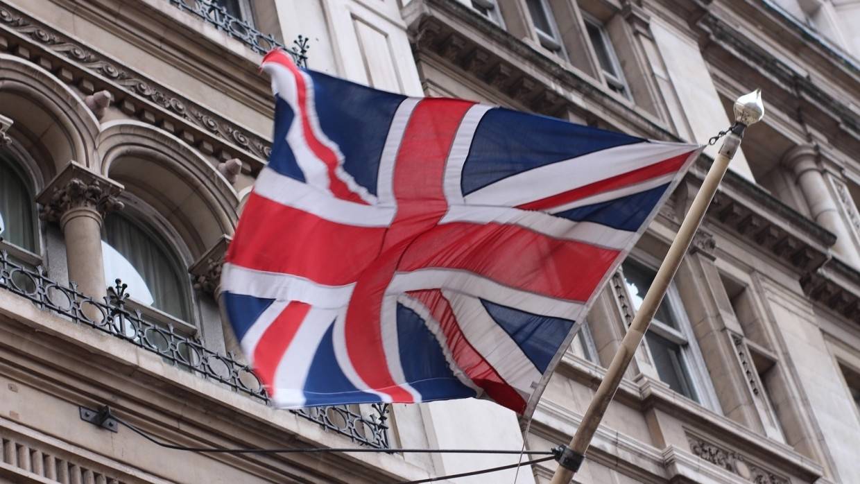 Лиз Трасс испугалась блокировки BBC в России на фоне возможного запрета трансляции RT