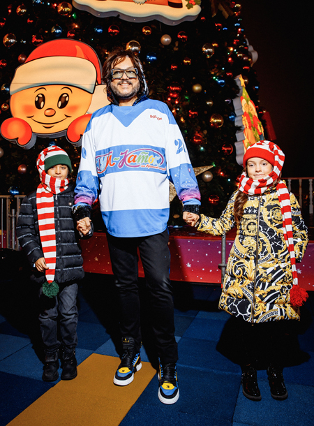 Татьяна Навка, Дмитрий Песков, Филипп Киркоров и другие гости открытия ГУМ-Катка Татьяна Навка, Дмитрий Песков, Филипп Киркоров и другие гости открытия ГУМ-Катка Звезды,Красная дорожка