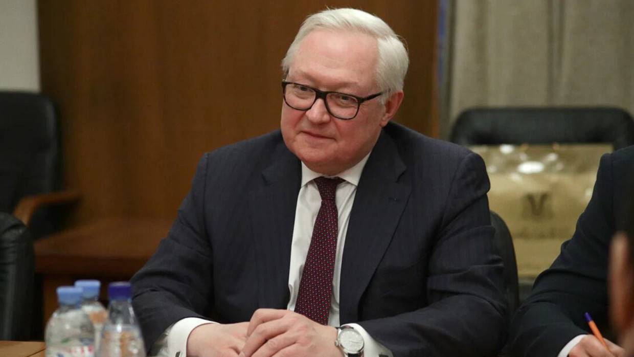 Дипломат Рябков: фильм «Джокер» и книги Пелевина оказались пророческими для США Политика